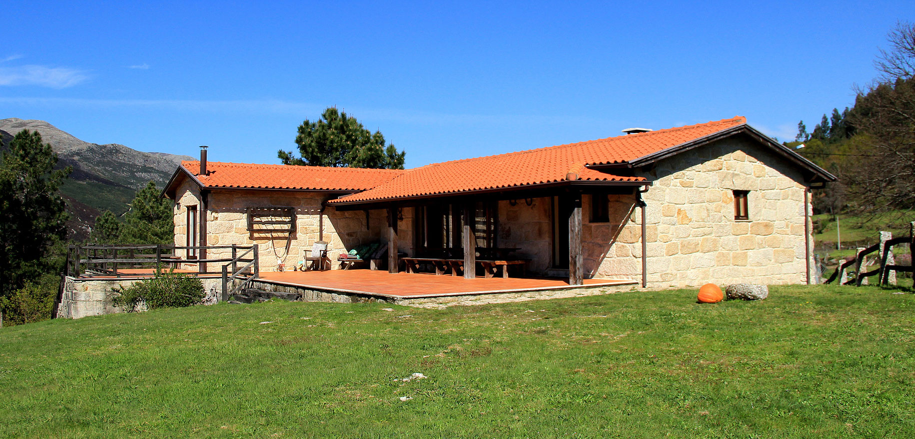 Casa em Carvalheira T6