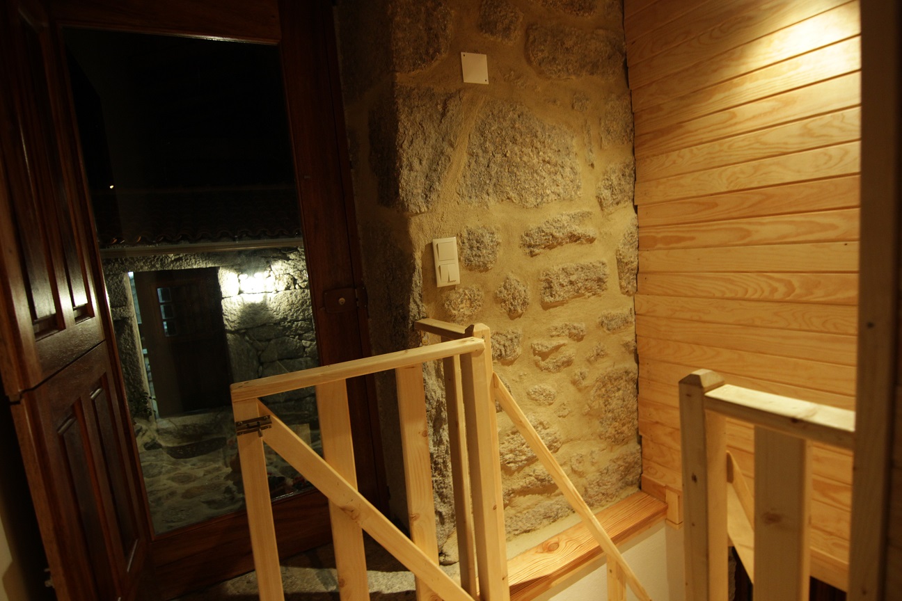 Casa T2 com piscina na Serra da Peneda