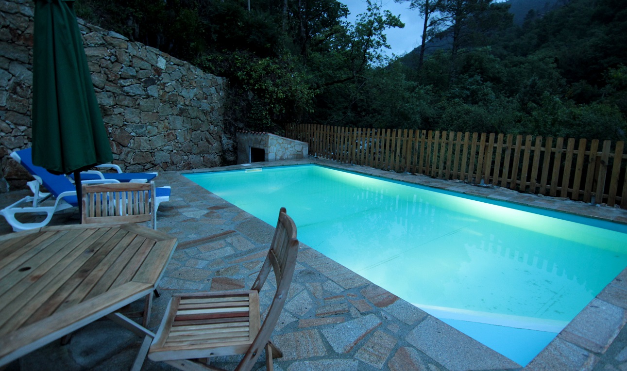 Casa T2 com piscina na Serra da Peneda