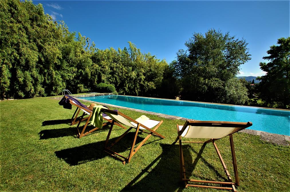 Casa T5 com piscina privada em Póvoa de Lanhoso
