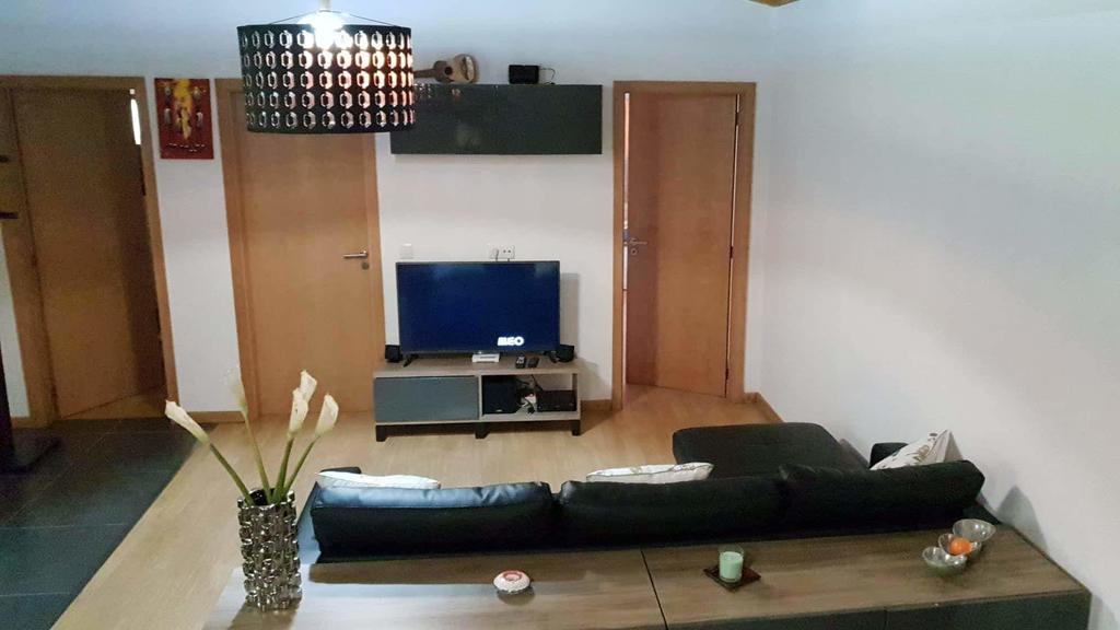 Casa T2 com Piscina Privada III