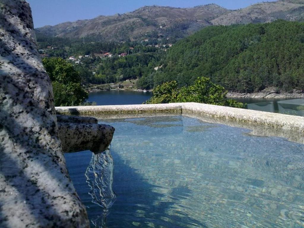 T4 com piscina privada