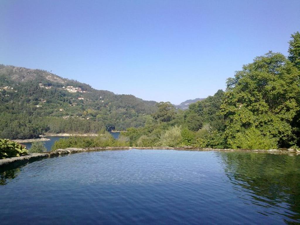 T4 com piscina privada