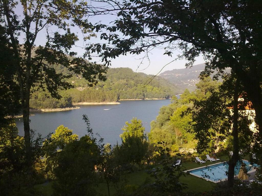 T4 com piscina privada