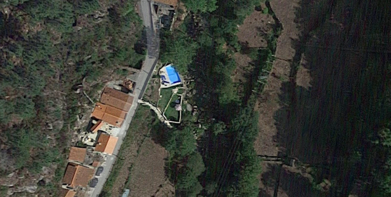 Casa T1 com piscina na Serra da Peneda