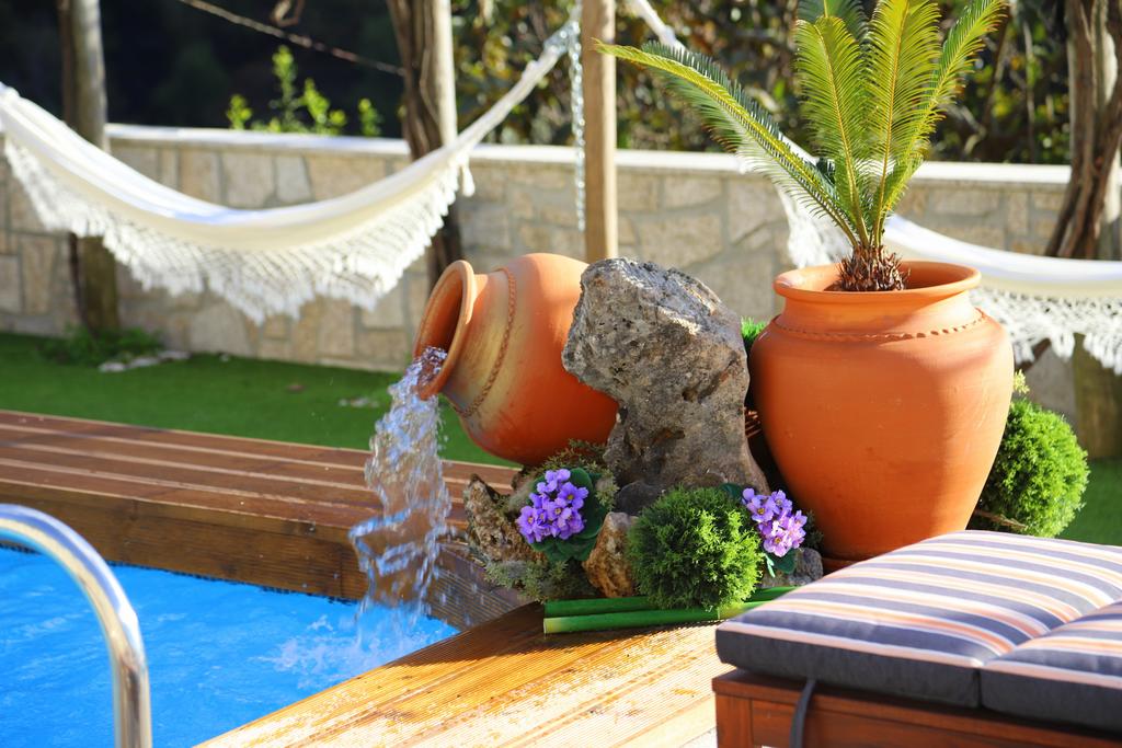 Casa com piscina em pleno Gerês
