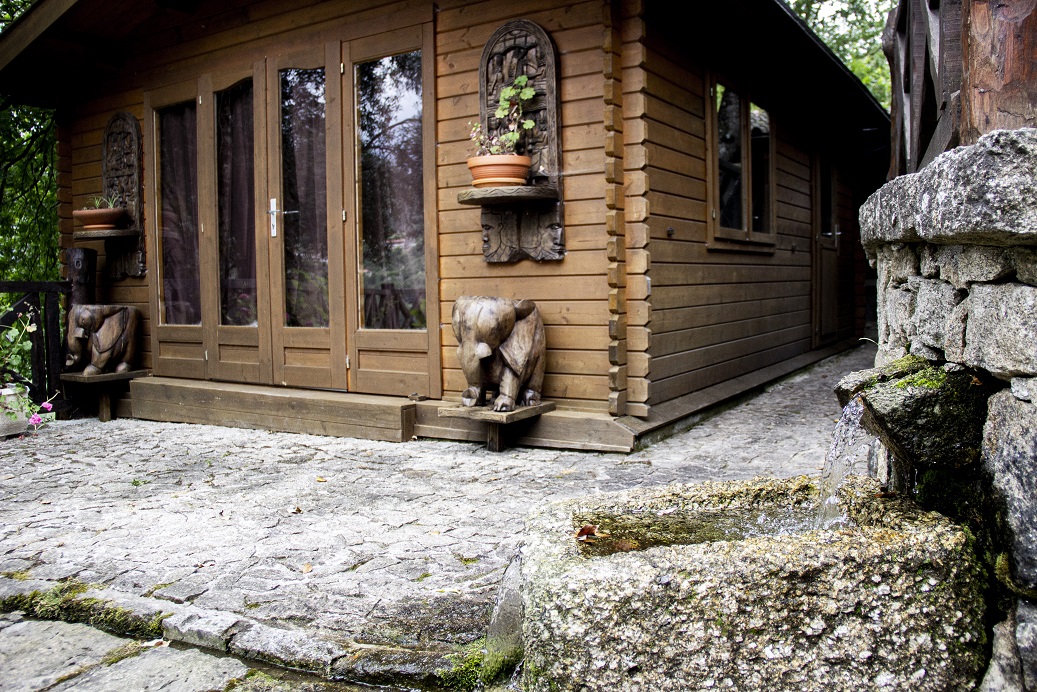 Casa com piscina privada no centro do Gerês