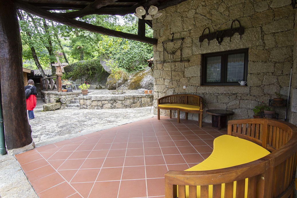 Casa com piscina privada no centro do Gerês
