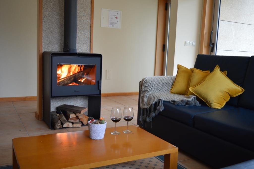 Bungalow com lareira na Vila do Gerês