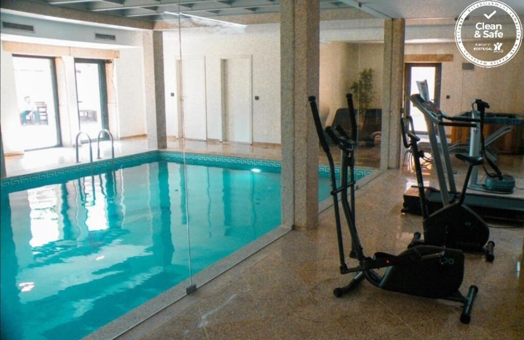 Casa T4 com Piscina Aquecida
