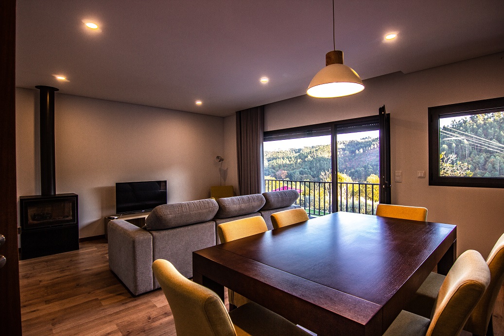 Casa com piscina privada T3