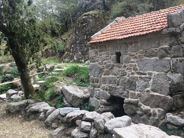 Casa 2 Turismo Rural em Castro Laboreiro