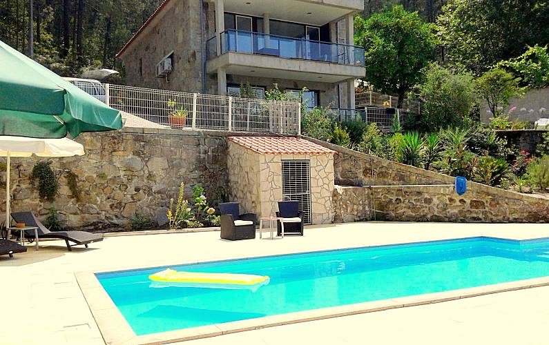 Casa de Luxo T3 com piscina e jacuzzi privado