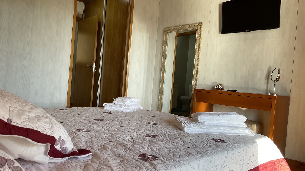Bungalow T2 com piscina privada e Jacuzzi em Vieira do Minho