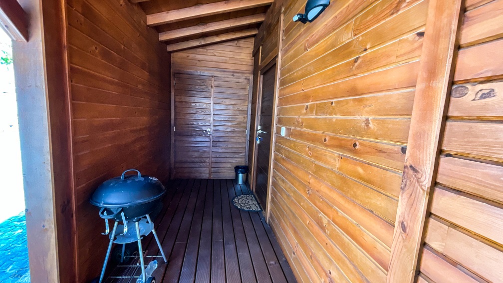 Bungalow T2 com piscina privada com vistas para Caniçada