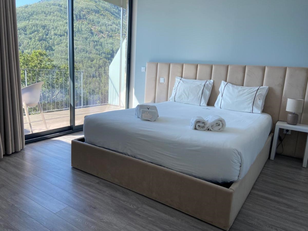 Quarto duplo superior com piscina