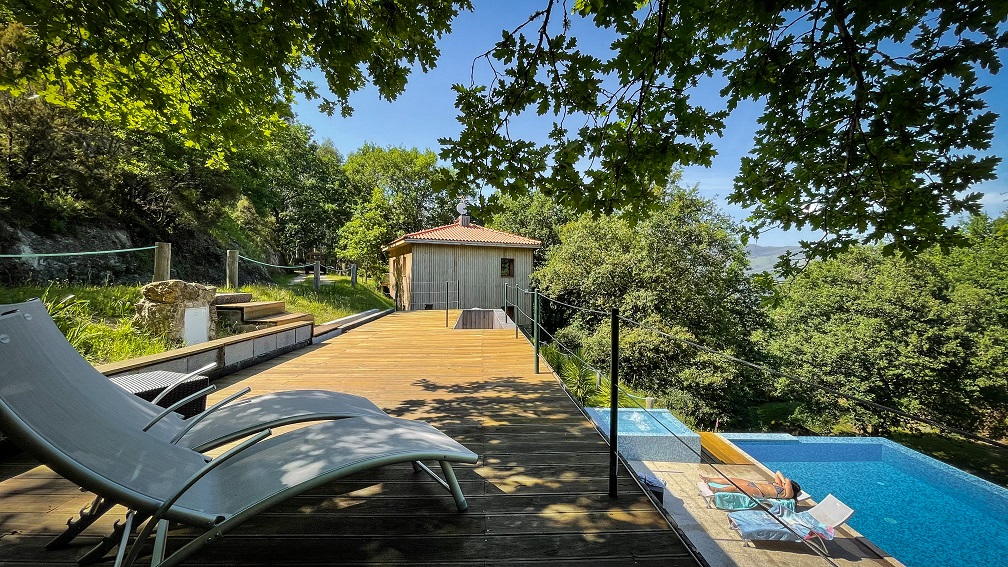 T2 com Piscina privada, Jacuzzi e banho turco