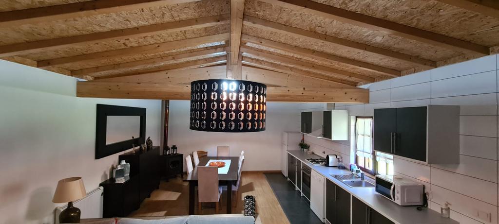 Casa T2 com Piscina Privada III
