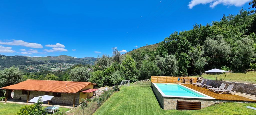 Casa T2 com Piscina Privada III