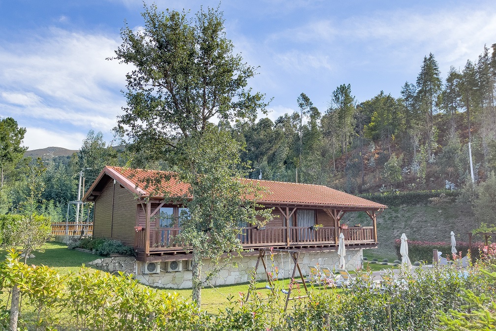 Bungalow T2 com piscina privada em Vieira do Minho