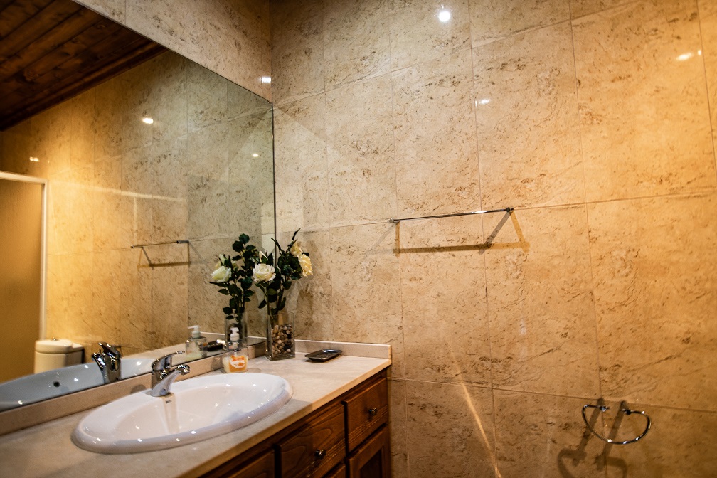Casa com piscina T2 no Gerês
