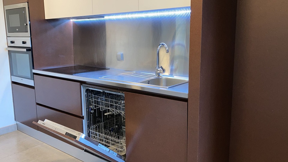 Casa T6 com Piscina Interior Aquecida