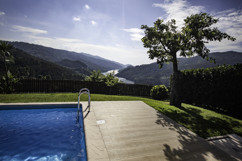 Bungalow T2 com piscina privada e Jacuzzi em Vieira do Minho