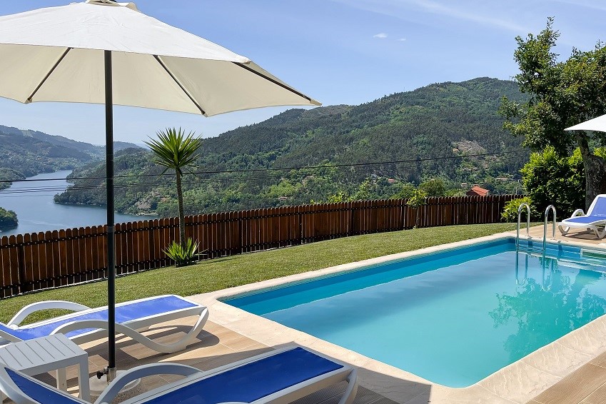 Bungalow T1 com piscina privada e Jacuzzi em Vieira do Minho