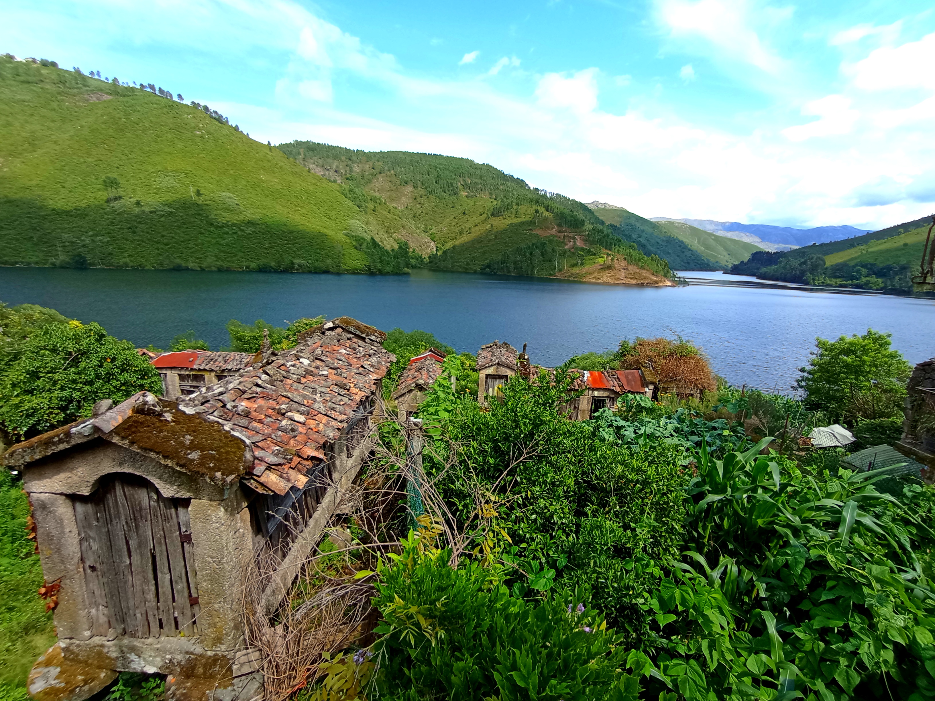 Casa de Pedra para 2 pessoas Gerês