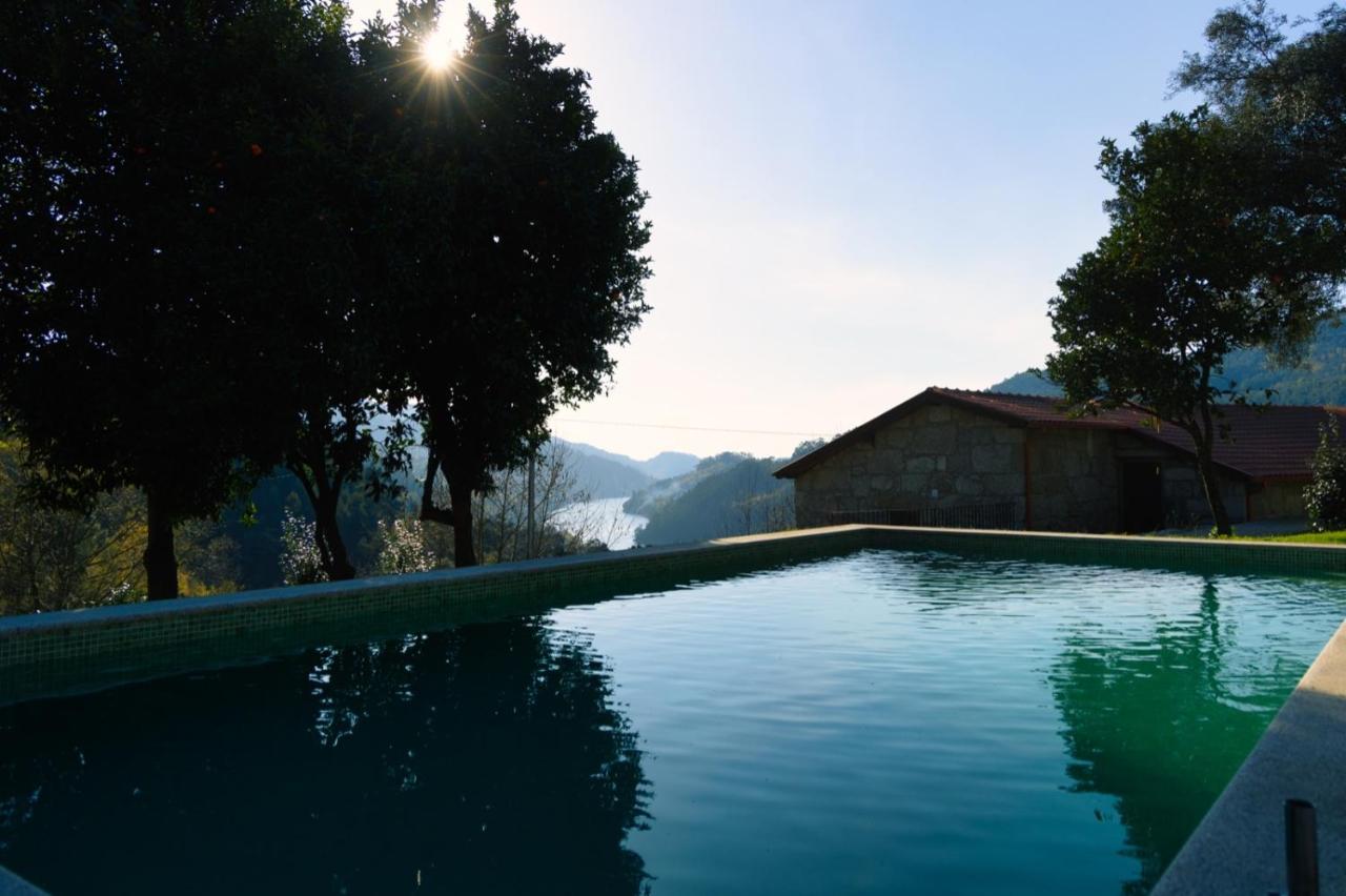 T5 com piscina privada na Caniçada