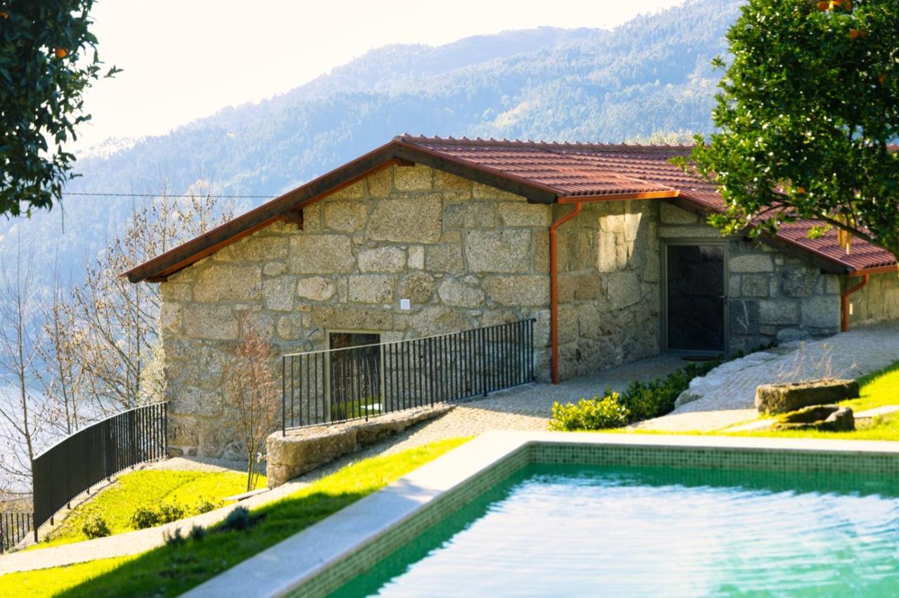T5 com piscina privada na Caniçada