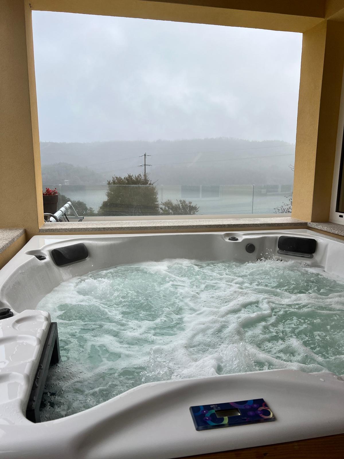 Casa T4 de Luxo com Jacuzzi e Piscina Privada