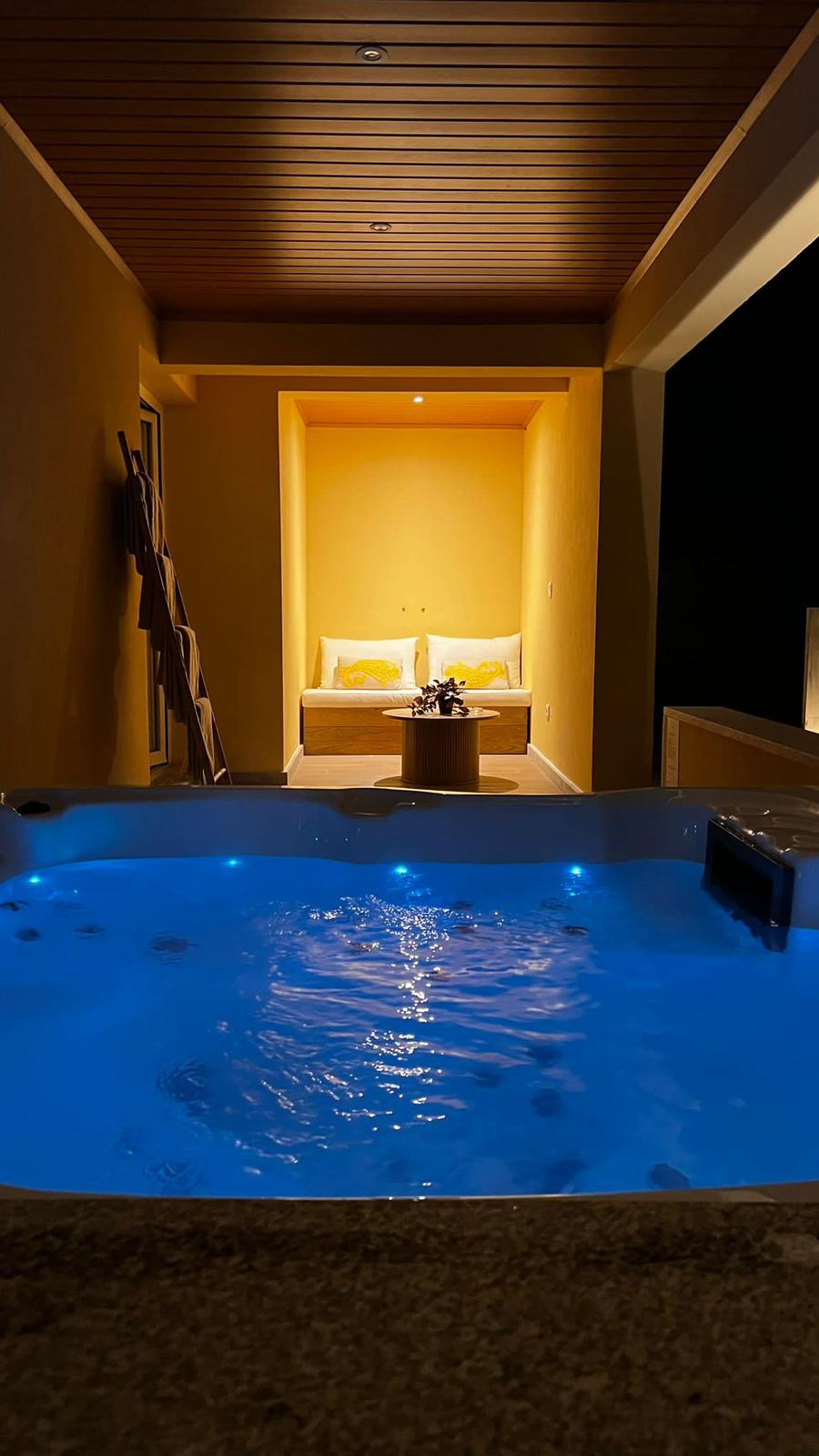 Casa T4 de Luxo com Jacuzzi e Piscina Privada