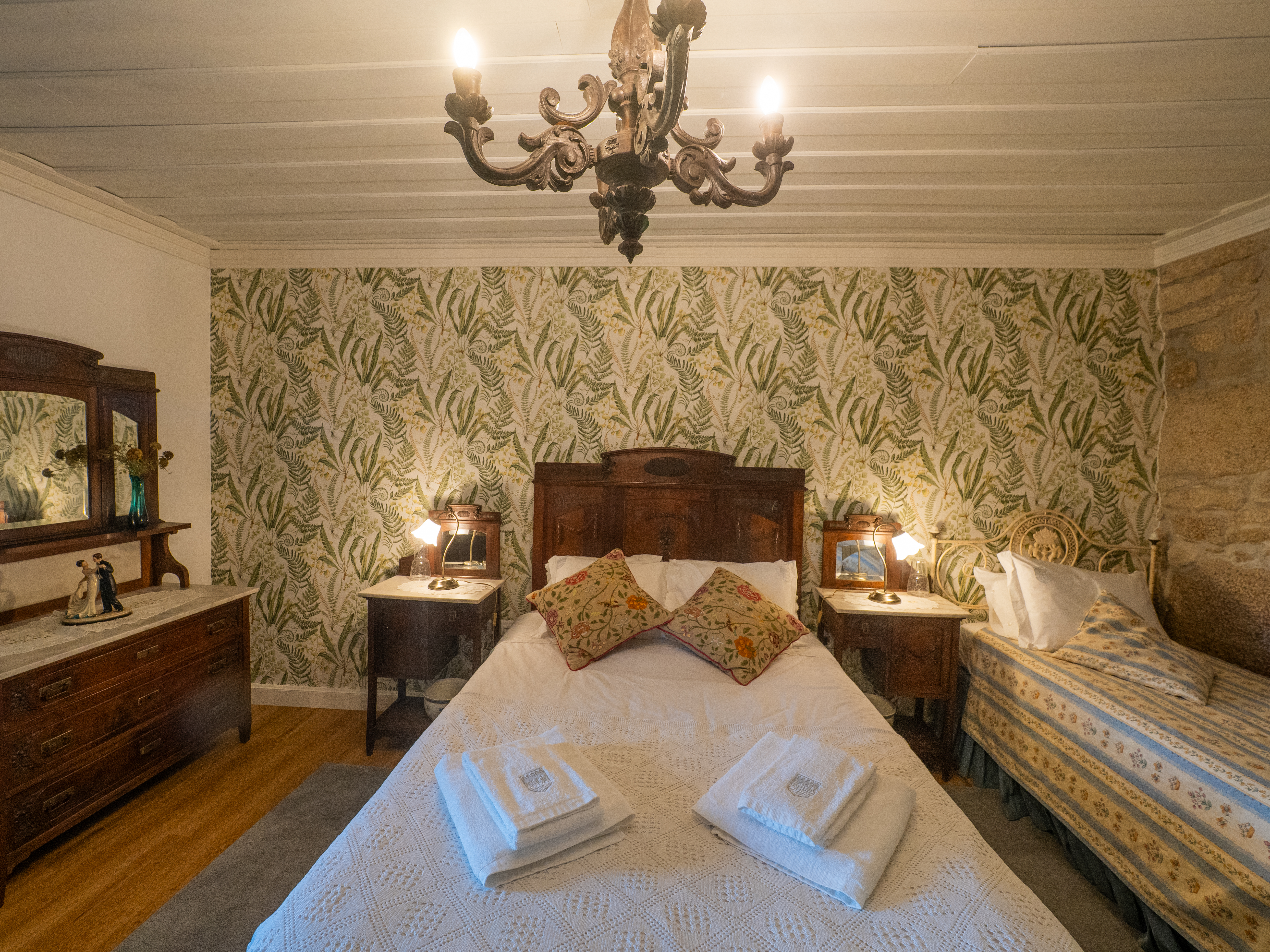 Casa do Assento – Castelo – luxo no Parque Nacional Peneda Gerês – Castelo Lindoso